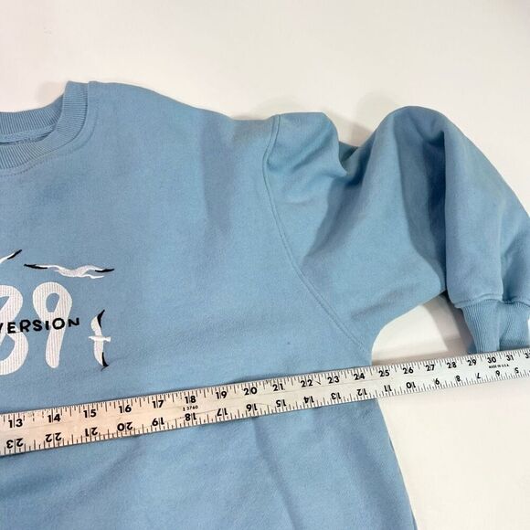 1989 Taylor's Version Embroidered Sweatshirt Womens 2XL Blue Pullover Crew Neck - Picture 6 of 10